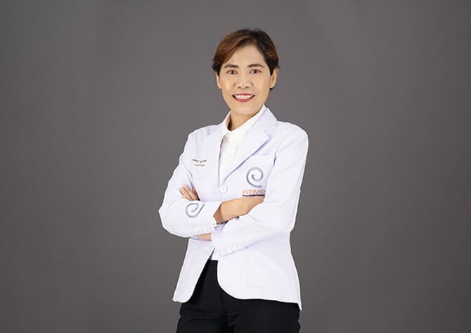 คุณดวงสมร ธรรมนุวัติ audiologist นักแก้ไขการได้ยิน ผู้เชี่ยวชาญ เครื่องช่วยฟัง การได้ยิน หูตึง หูหนวก