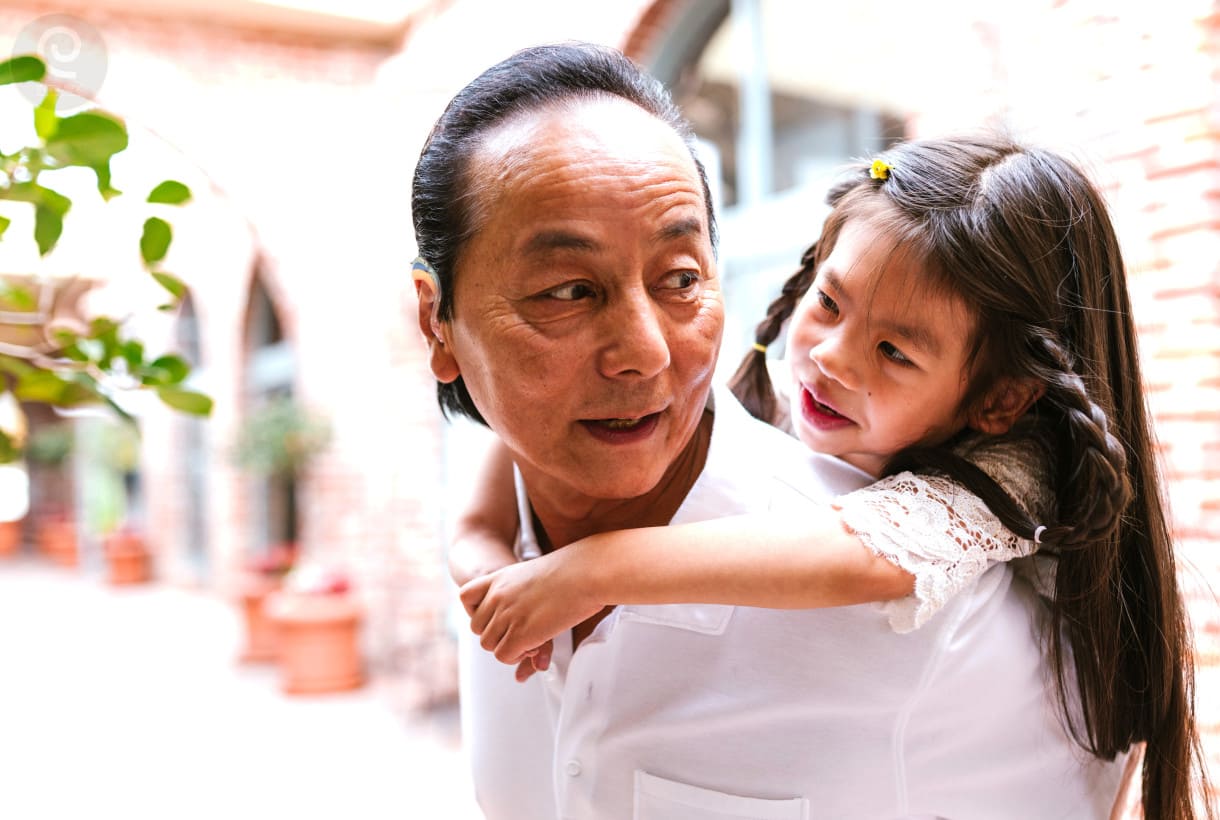 รับมืออย่างไรหากประสิทธิภาพในการได้ยินเสื่อมถอ เครื่องช่วยฟังย